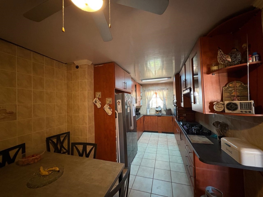 3 Bedroom Property for Sale in Vaalpark Free State